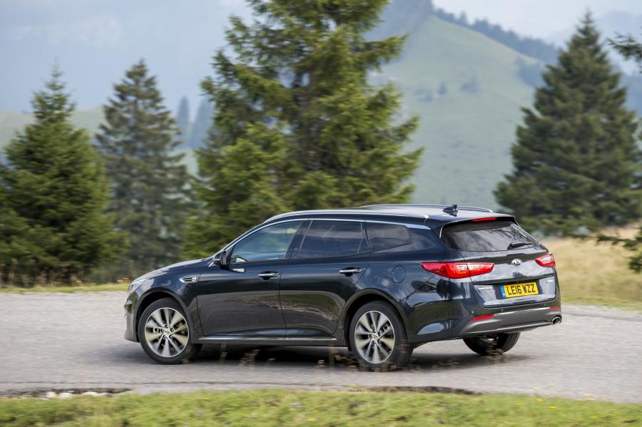  Kia Optima Sportswagon EcoDynamics 2016 года  (UK) (фото 26 из 30)